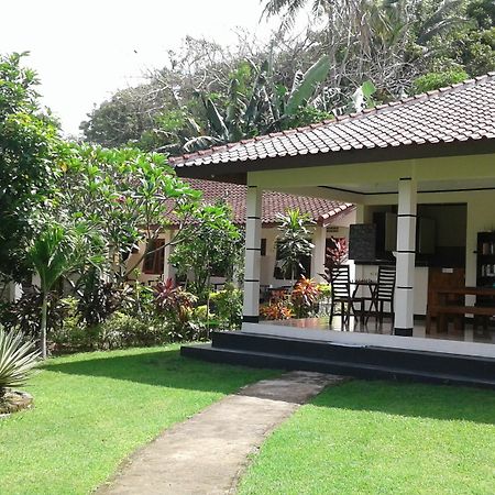 Indah Homestay And Cooking Classes Senggigi Exterior photo