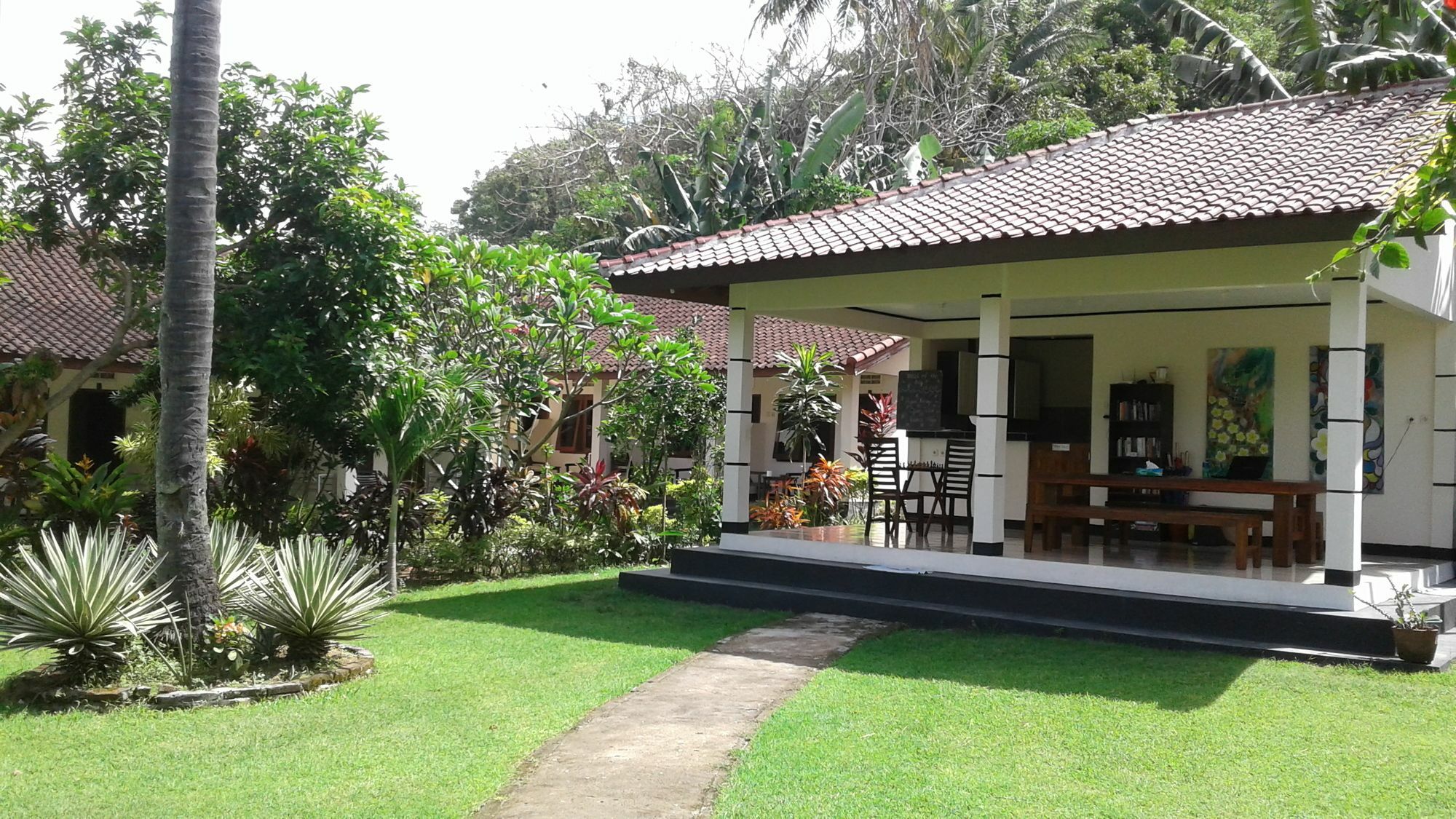 Indah Homestay And Cooking Classes Senggigi Exterior photo